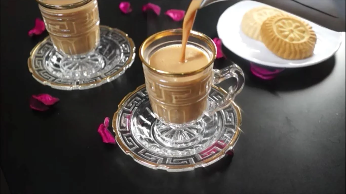طريقة عمل شاي الكرك