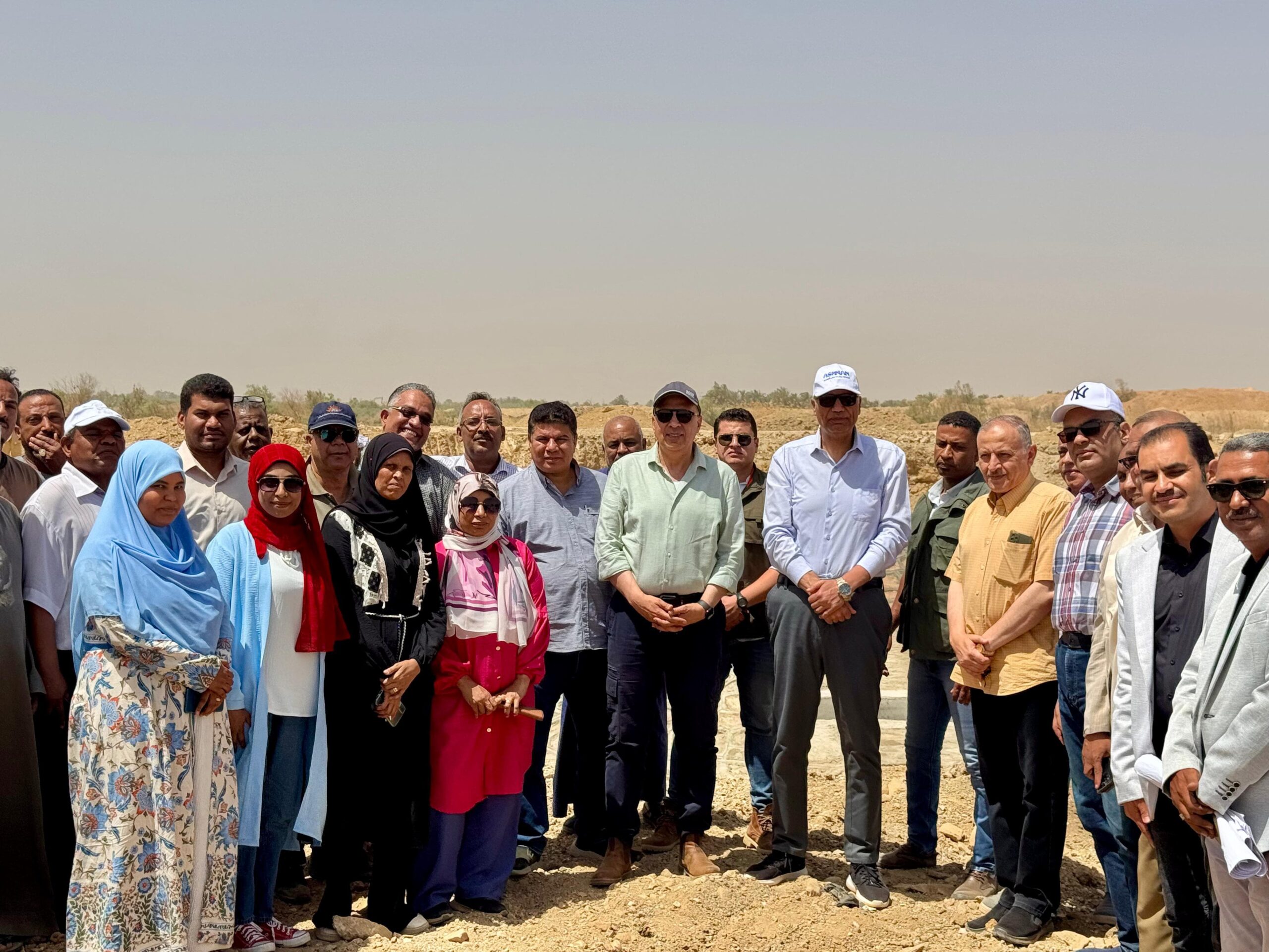 زيارة وزير الري لمحافظة أسوان