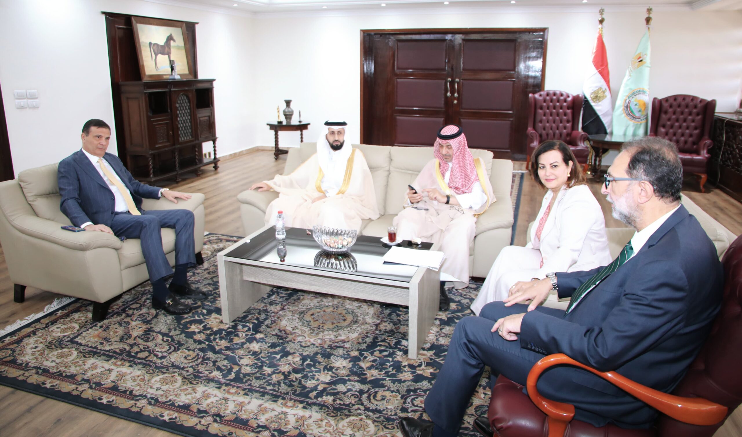 وزير الزراعة يلتقي رئيس هيئة الغذاء والدواء السعودية