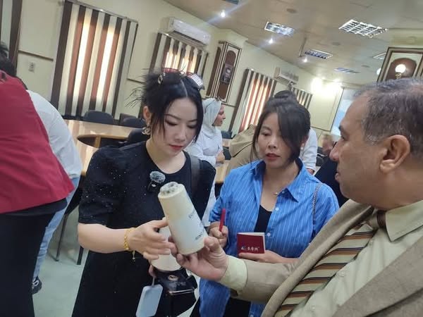 وفد صيني يزور معهد بحوث القطن