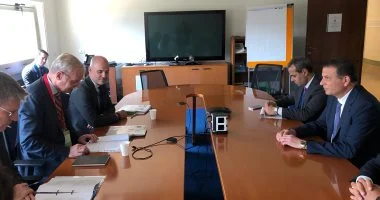 وزيرا الزراعة المصري والهولندي يبحثان تعزيز التعاون الزراعي والاستثماري