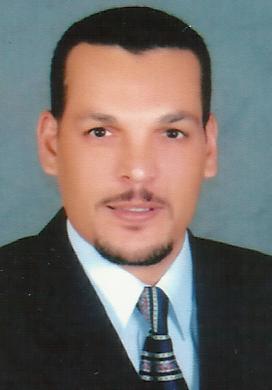 د عاطف عشيبة وكيل معهد تكنولوجيا الأغذية