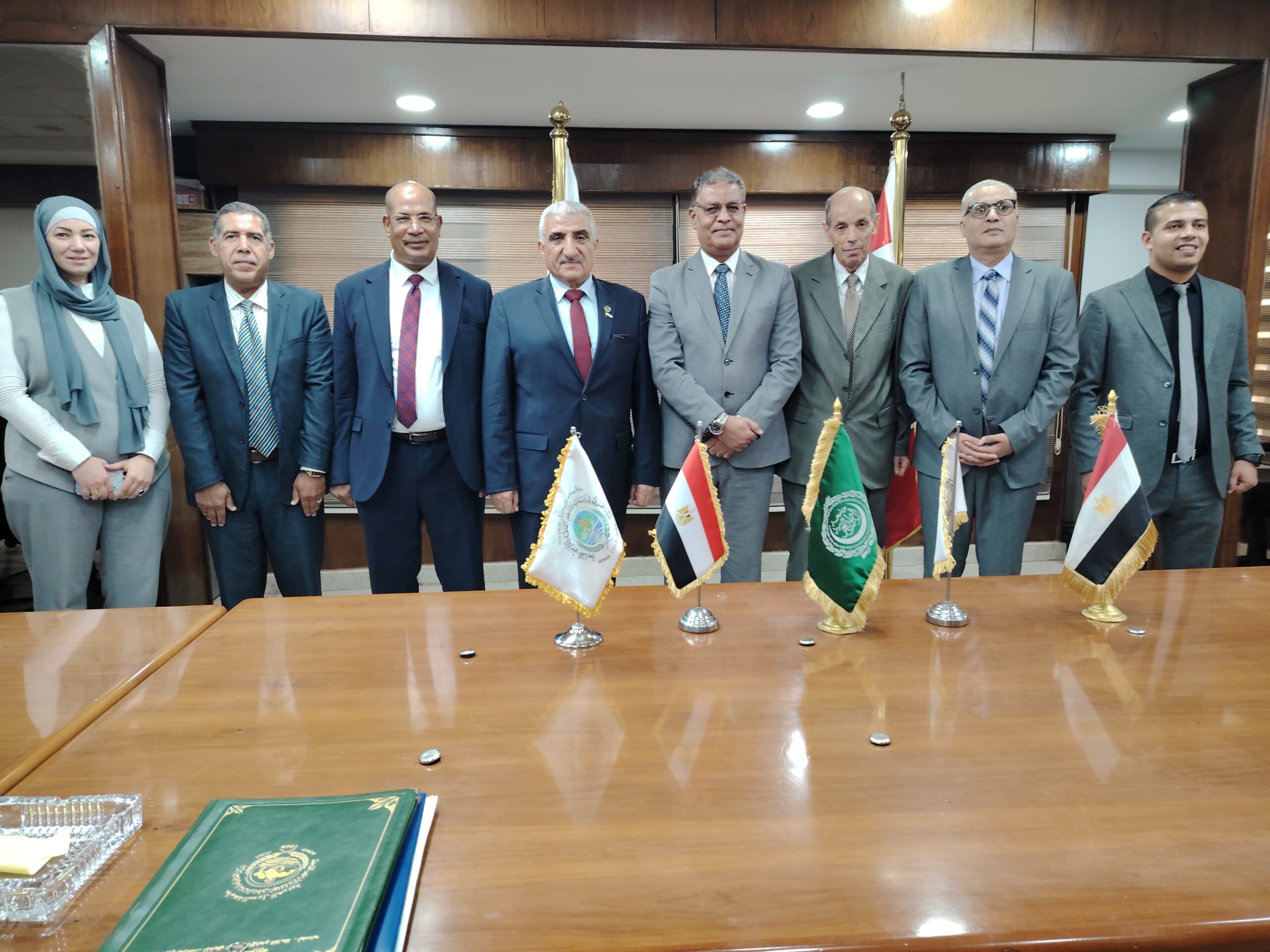 د نصردالدين العبيد مدير أكساد يوقع بروتوكول تعاون مع رئيس هيئة الإستشعار من بعد