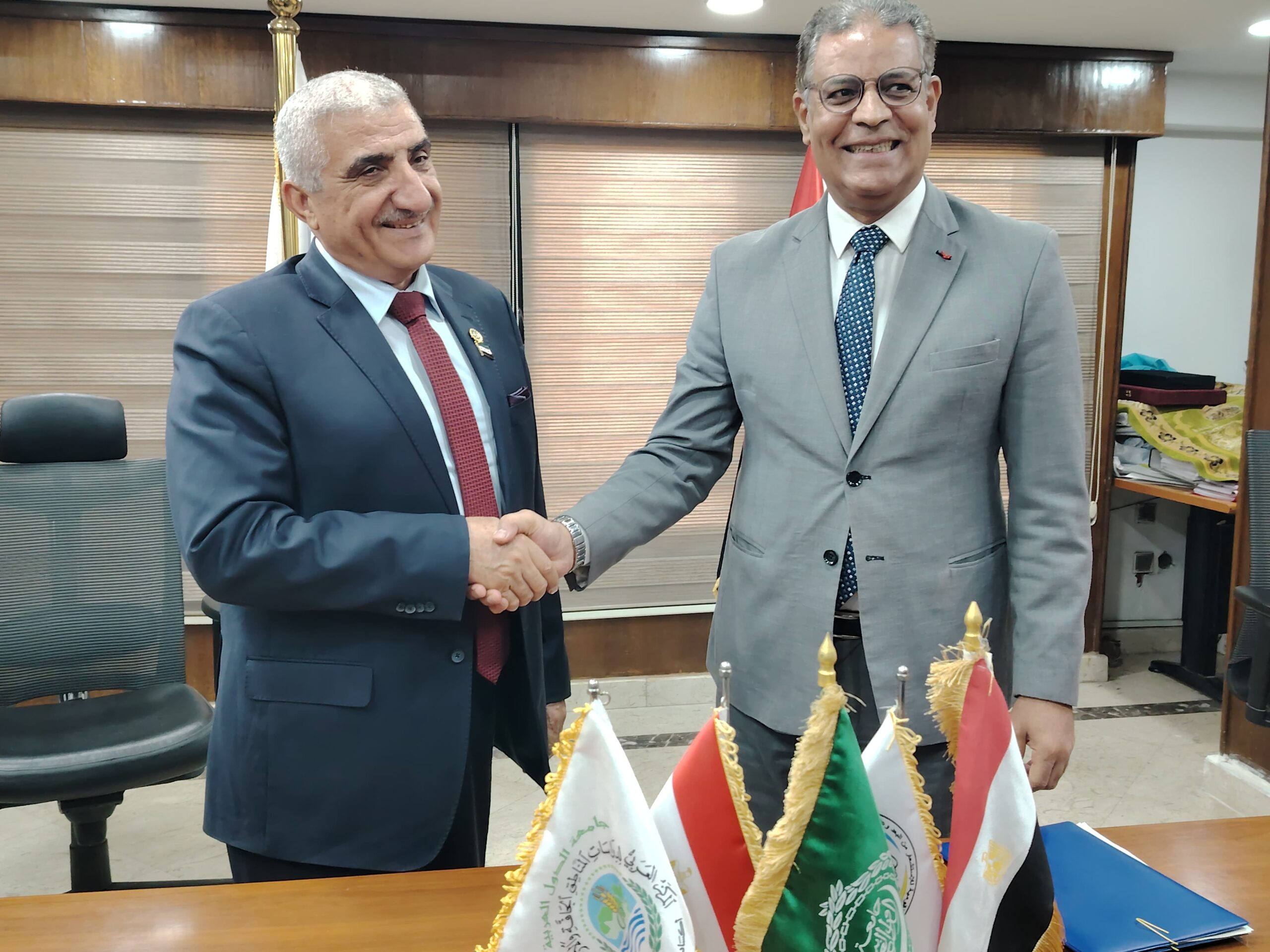 د نصردالدين العبيد مدير أكساد يوقع بروتوكول تعاون مع رئيس هيئة الإستشعار من بعد