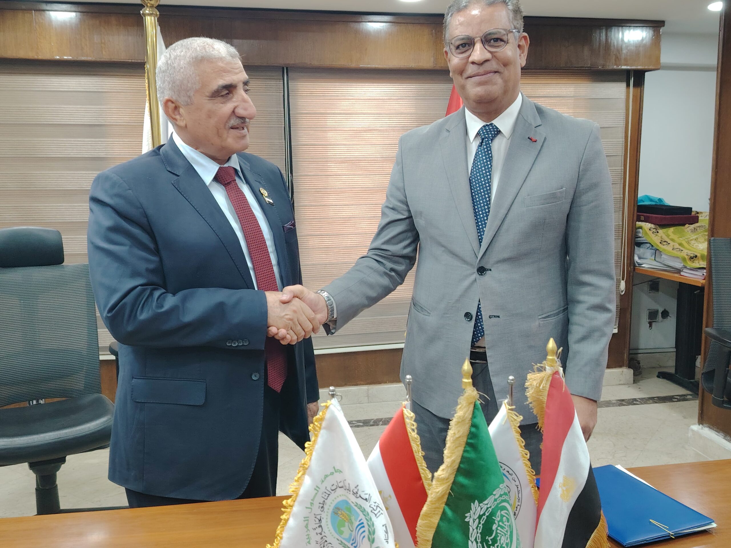 د نصردالدين العبيد مدير أكساد يوقع بروتوكول تعاون مع رئيس هيئة الإستشعار من بعد