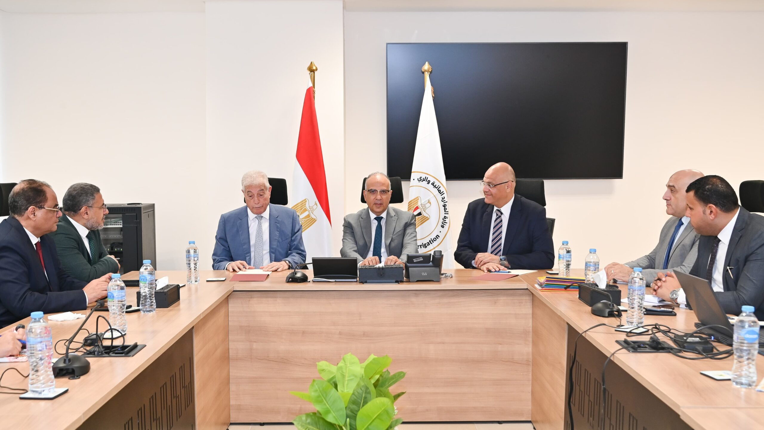 وزير الري يلتقي محافظ القليوبية