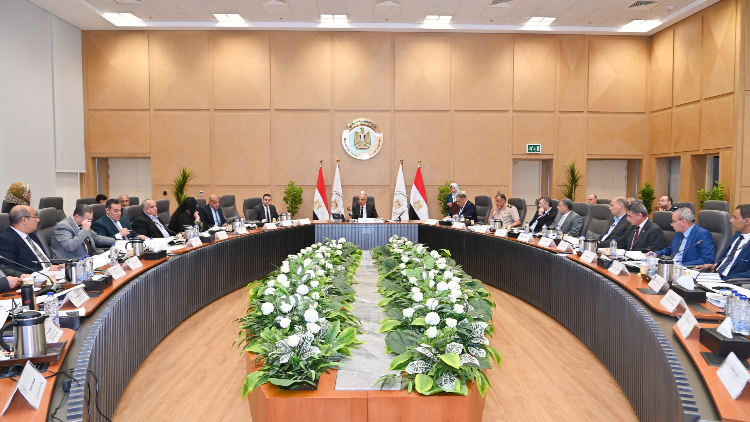 وزير الري يترأس إجتماع هيئة حماية الشواطئ