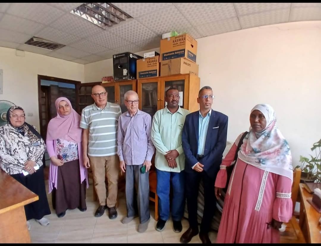 وفد سوداني في مركز البحوث الزراعية