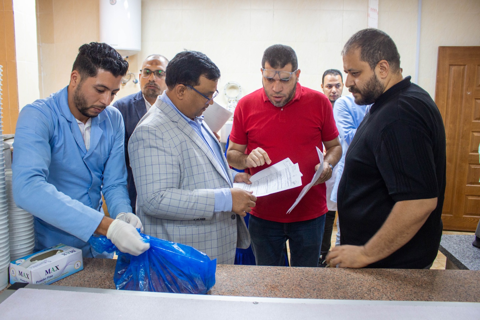 معامل تحليل متبقيات المبيدات