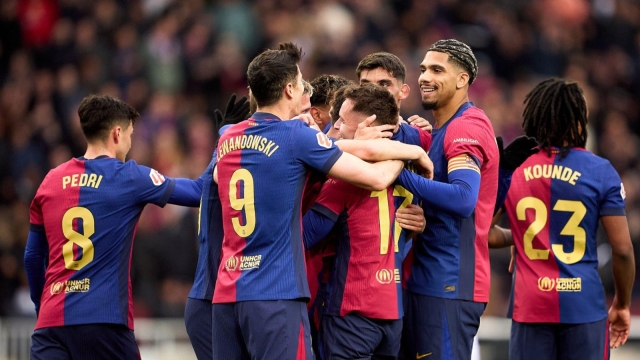 مباراة برشلونة وكومو بث مباشر