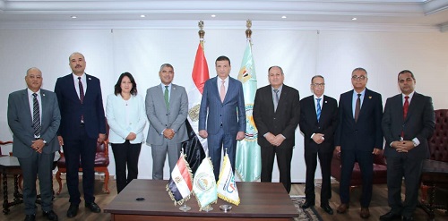 بروتوكول تعاون بين "بحوث الهندسة الزراعية" و"مصر هايتك" لتصنيع آلات تطويش الذرة