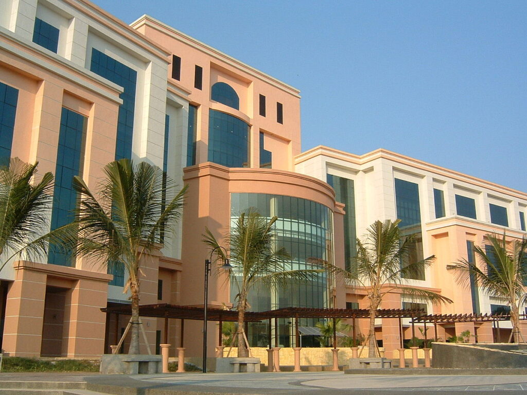 جامعة mti