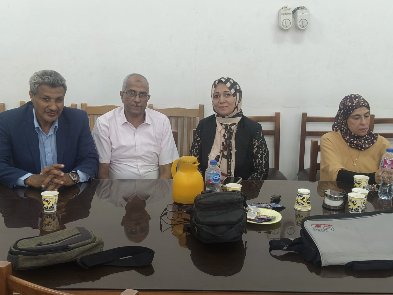 إجتماع لجنة تسجيل المجترات الكبيرة والإبل