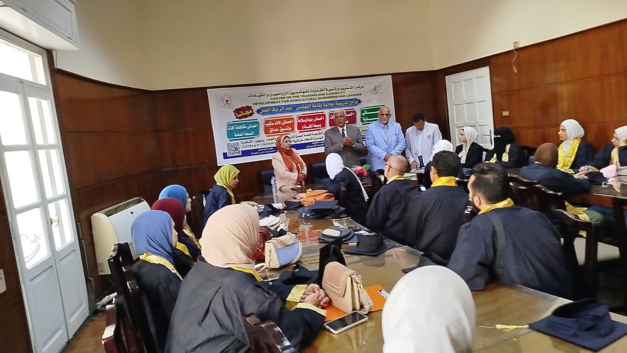 نقابة الزراعيين تحتفل بتخريج دفعة جديدة من أخصائي تغذية