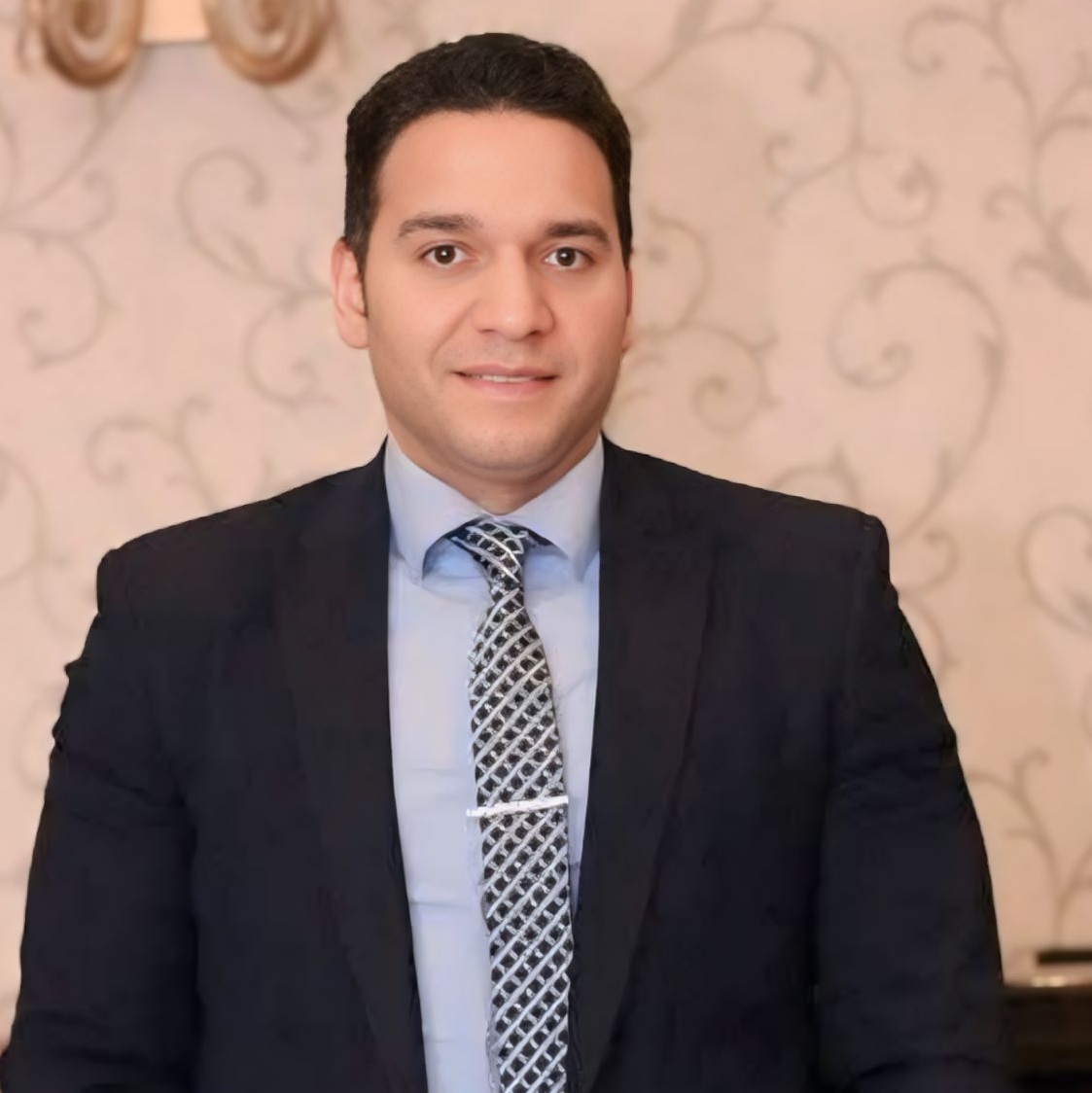 د علي عبدالعزيز رئيس مشروع حقن التربة الرملية