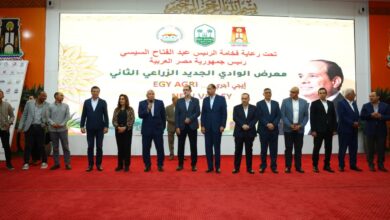 بحضور نقيب الزراعيين ...وزيرا الزراعة والبيئة يفتتاح المعرض الزراعي في الوادي الجديد