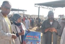 «بيطري السويس» تجري تحصينا للحيوانات الحية بسوق قرية الألبان اليوم السبت