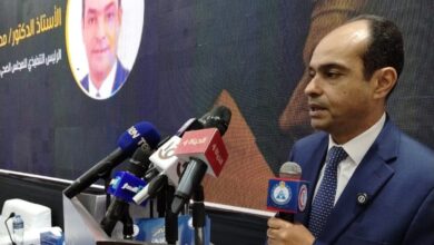 الدكتور محمد لطيف الرئيس التنفيذي للمجلس الصحي المصري