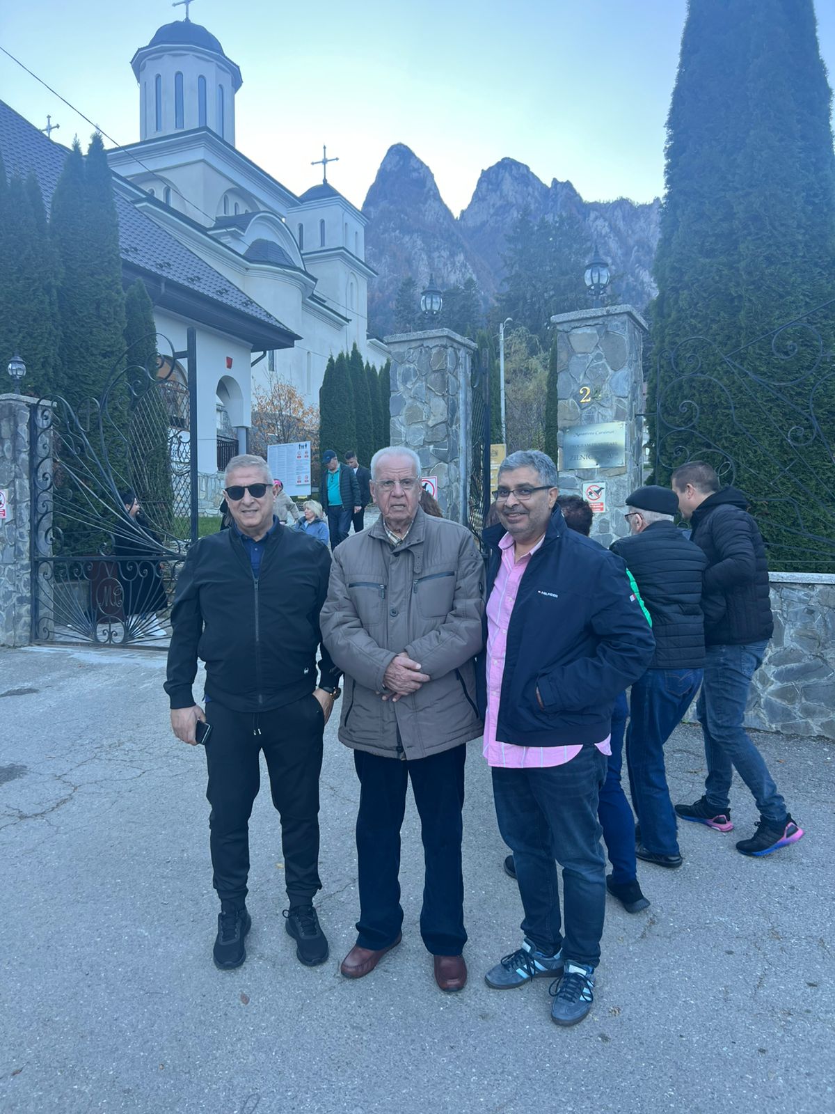 تعاون علمي بين أكاديمية البطران وجامعة رومانية