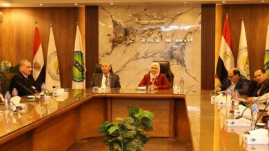 الزراعة تبحث تطوير برنامج تأهيل مطبقي مبيدات الآفات الزراعية