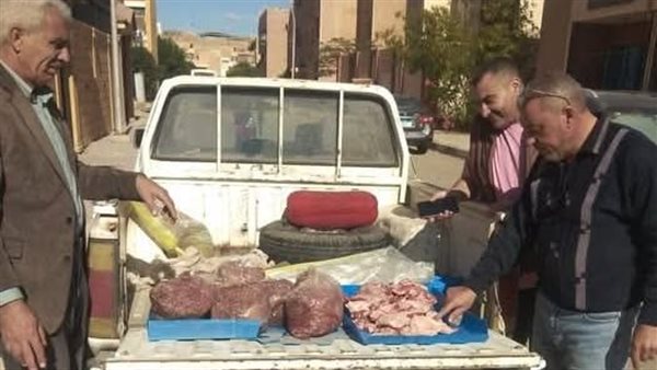 ضبط كميات كبيرة من اللحوم غير صالحة للاستهلاك في 4 مراكز بالمنوفية