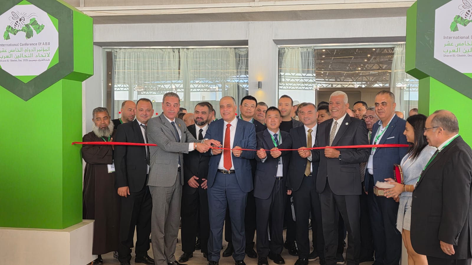 إفتتاح مؤتمر إتحاد النحالين العرب في مدينة شرم الشيخ