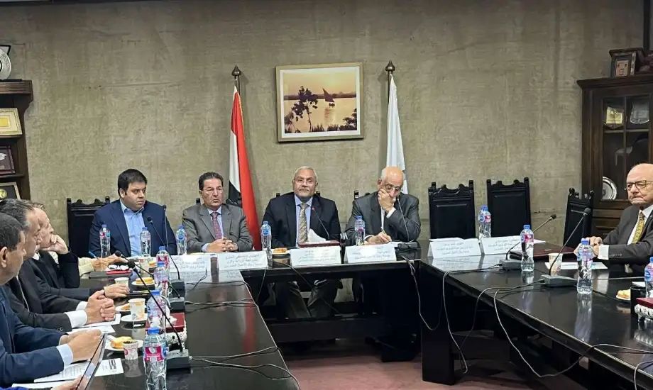 رجال الأعمال تطالب بحوافز حكومية عاجلة لتوسيع استخدامات الذكاء الاصطناعي في الزراعة