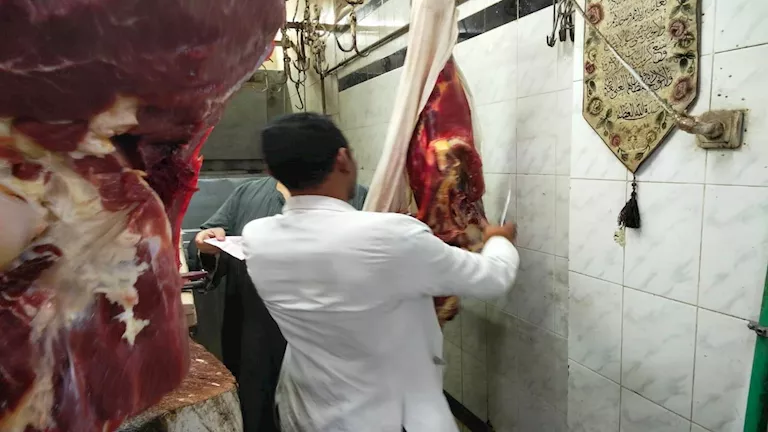 ضبط 114 كيلو لحوم غير صالحة للاستهلاك الآدمى في أسوان