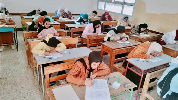 حل امتحان إنجليزي الصف الثالث الإعدادي 2026 محافظة الجيزة