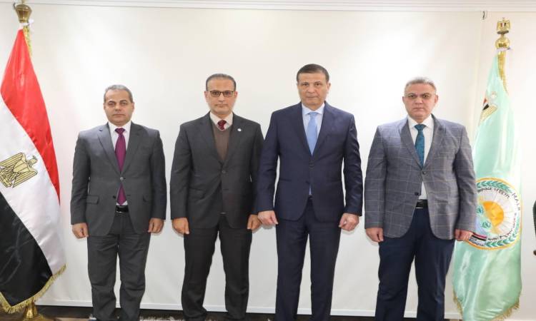 وزير الزراعة يبحث مع «مكافحة الجراد الصحراوي» سبل تعزيز التعاون الإقليمي