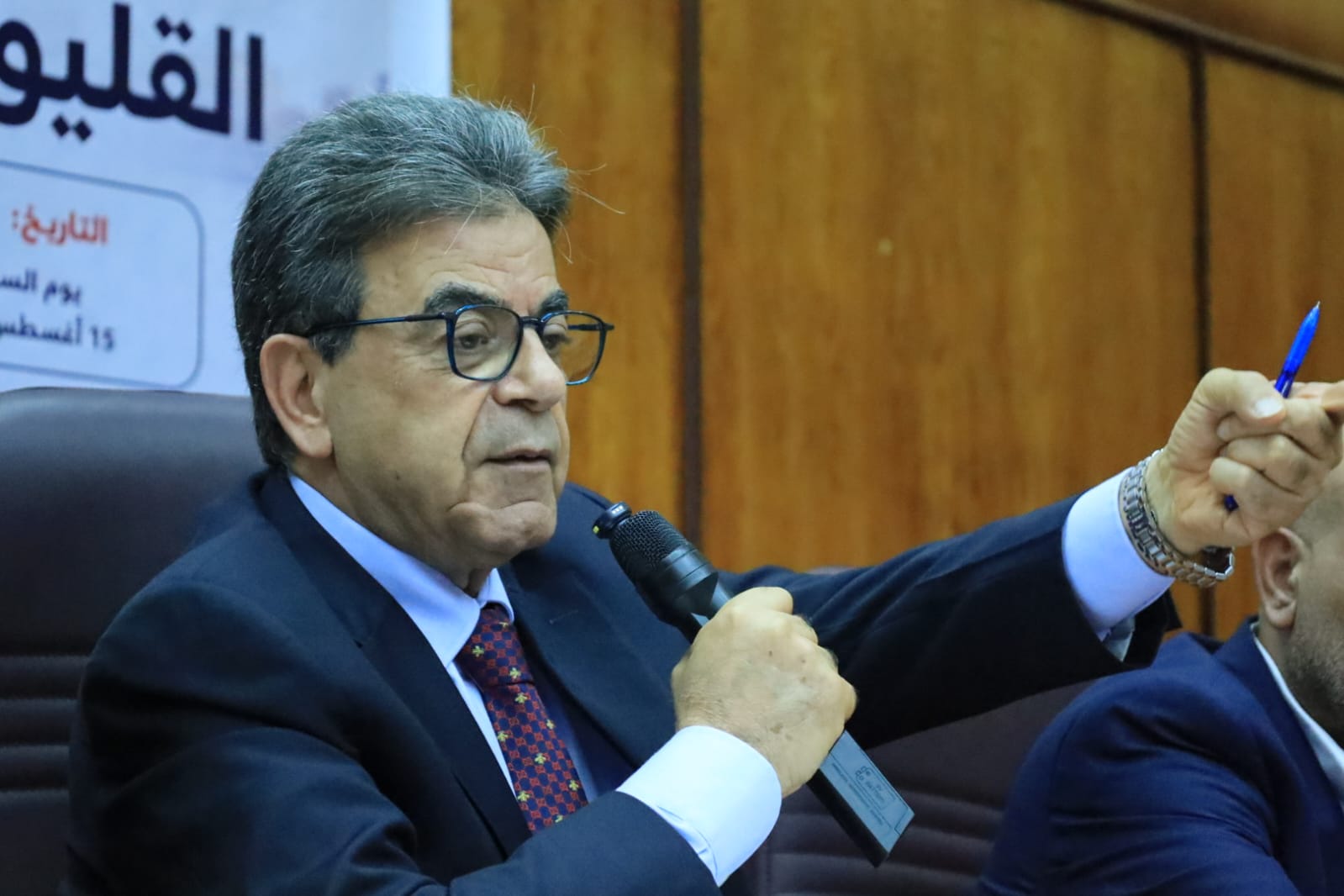 د مجدي حسن نقيب البيطريين