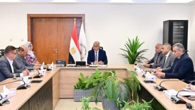 وزير الري يبحث طلبات عدد من أعضاء مجلسي النواب والشيوخ