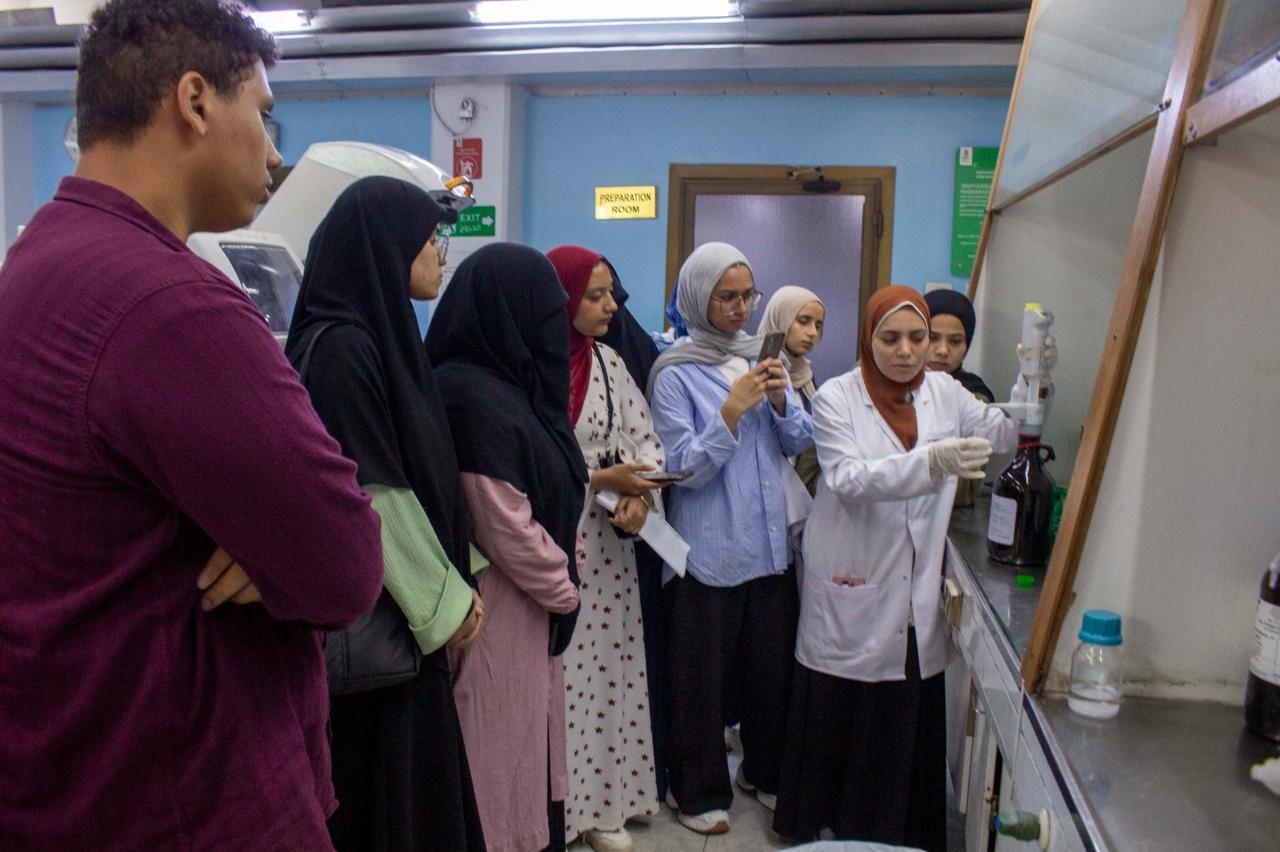معمل متبقيات المبيدات ينظم برنامج تدريبي لطلاب الجامعات خلال الأجازة الصيفية
