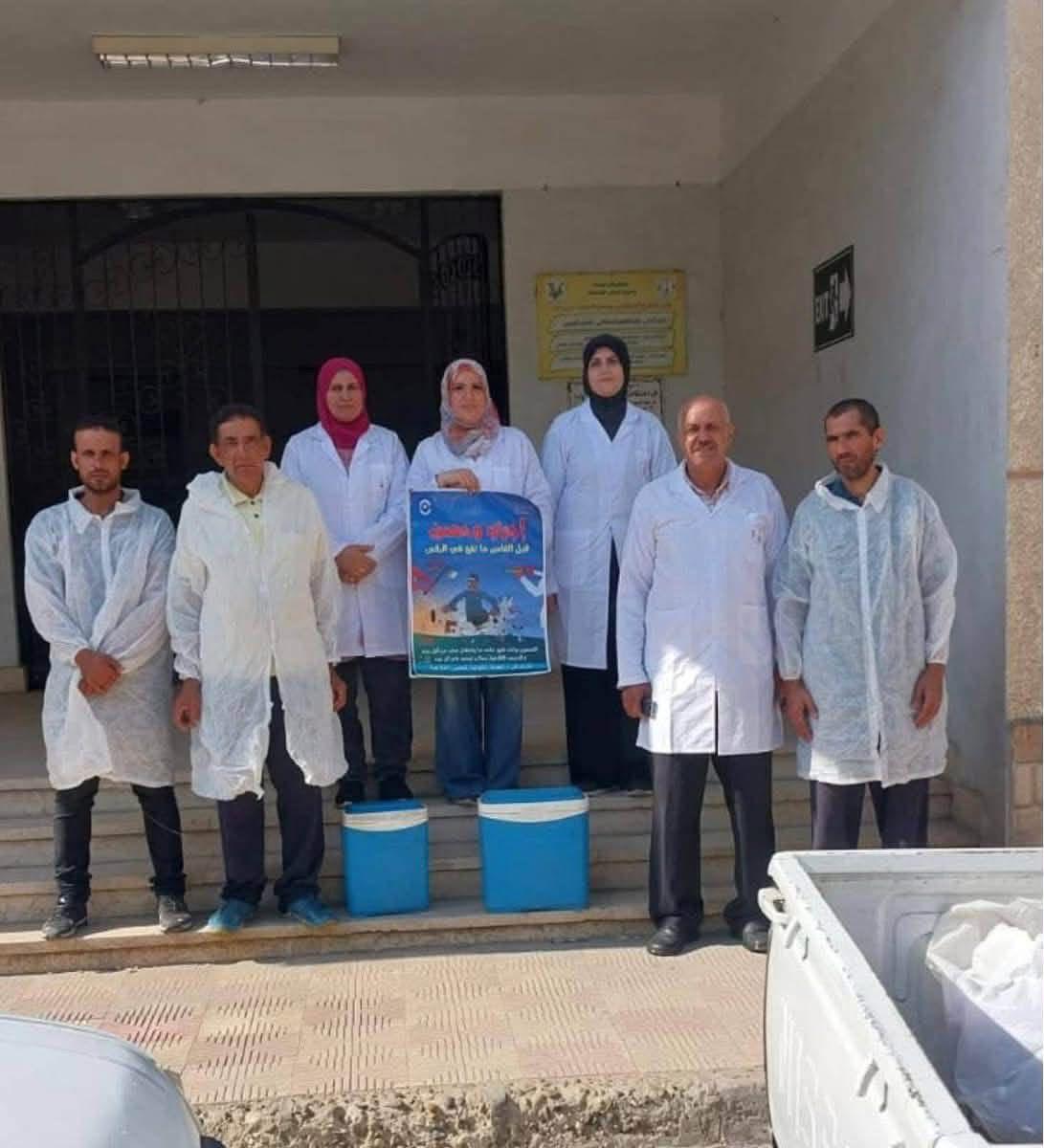 فريق تحصين الماشية ضد مرضي الحمى القلاعية وحمى الوادي المتصدع