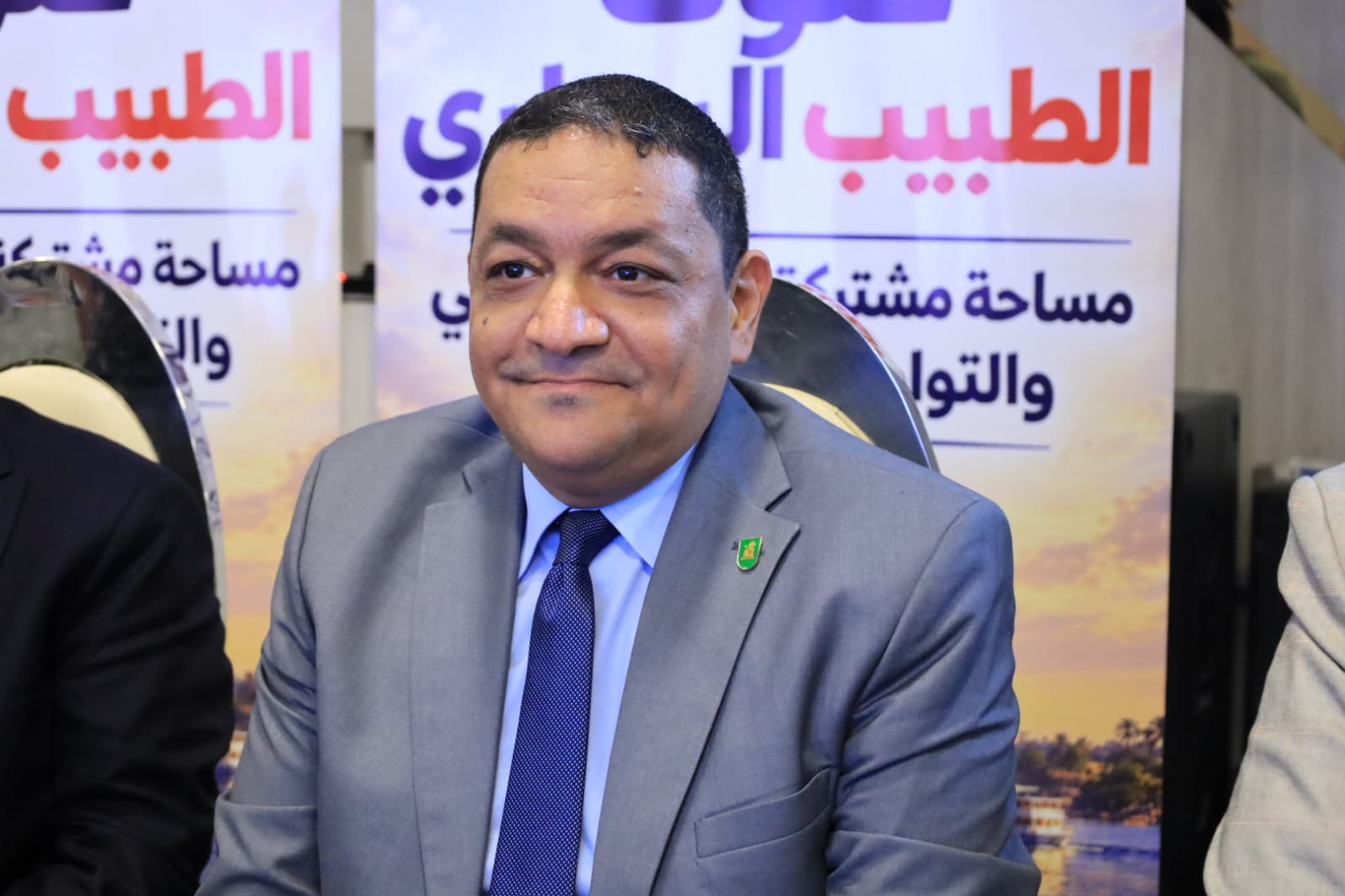الدكتور أحمد سمير، عميد كلية الطب البيطري بجامعة القاهرة
