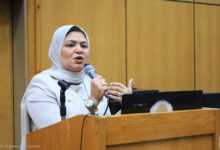 الدكتورة إيناس عبد الحافظ، عميدة كلية الطب البيطري بجامعة أسيوط