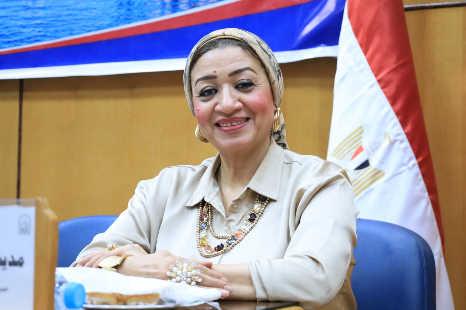 الدكتورة مديحة حسني درويش، عميدة كلية الطب البيطري بجامعة الأزهر بأسيوط