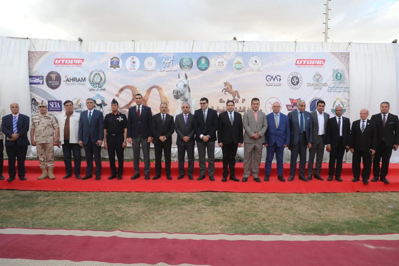 افتتاح الدورة الثلاثين لمهرجان الشرقية للخيول العربية